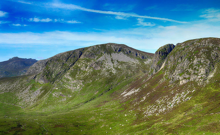 Northern Ireland’s Mourne Mountains: The Complete Guide