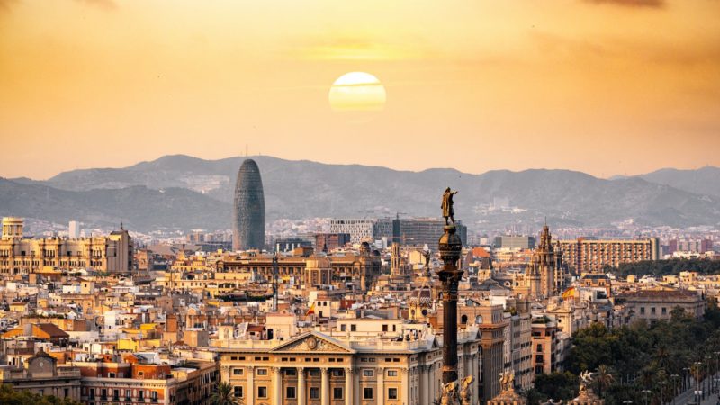 Best Hostels In Barcelona For Budget Stay